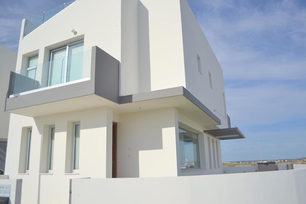 T&E Villa ラルナカ エクステリア 写真